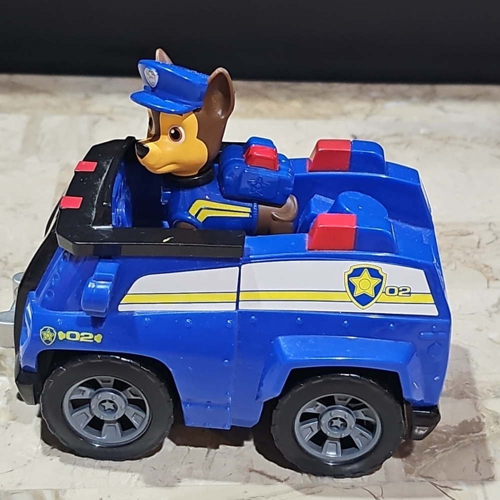 Nickelodeon Paw Patrol Chase and Police Cruiser Vehicle Toy Spin Master